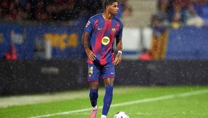 世体：拉什福德买断条款6月才到期，若激活将分3年付3000万欧