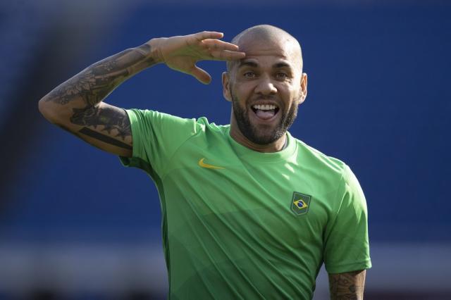 1628086861007084485.jpg 51334219169-4f39159cbd-k-1-.jpg